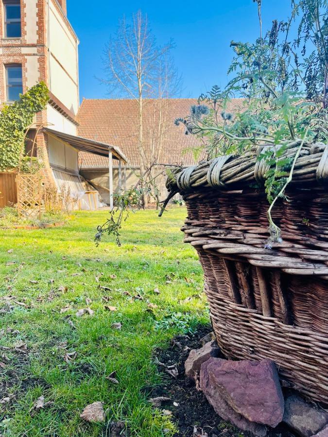 Au Petit Jardin Sezannais Villa Sézanne Exterior foto